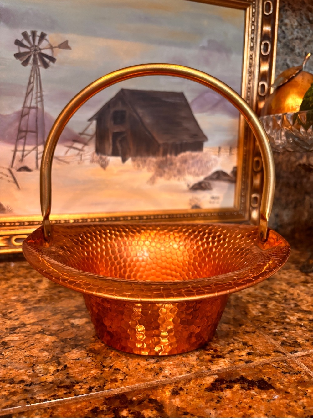 Vintage Coppercraft Guild Hammered Copper Basket Bowl Swing Handle Taunton MA 8”